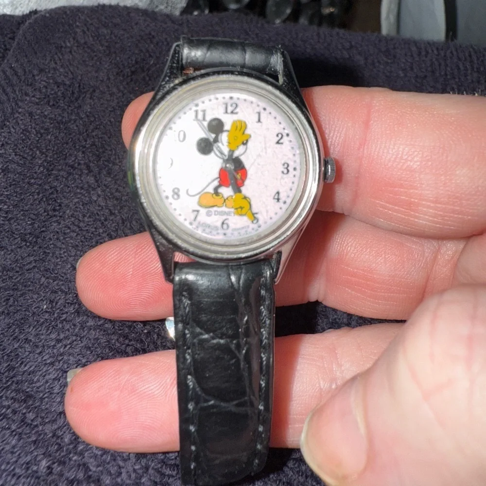 Vintage Lorus Walt Disney Mickey Mouse Watch, collectors black leather band